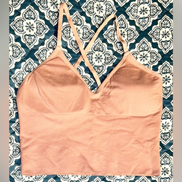 Women’s Workout Set Light Pink Leggings + Criss-cross Cami - Picture 5 of 15